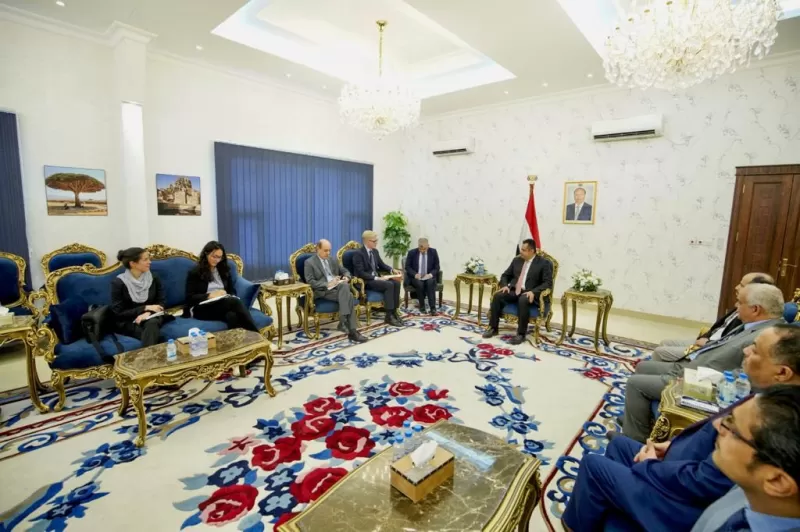رئيس الحكومة لـ"غروندبرغ": السلام لن يتحقق في اليمن مع استمرار سلوك إيران العدواني