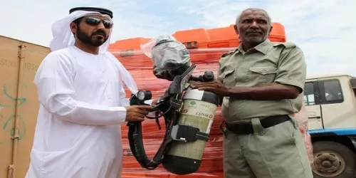 الدفاع المدني في عدن يستعيد إمكانيات العمل مع الدعم الإماراتي