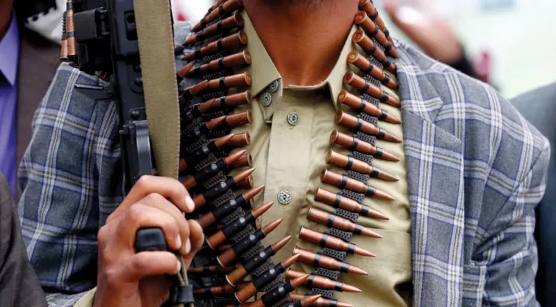 صنعاء.. مسلحون حوثيون يغتالون شيخ قبلي بارز من مأرب