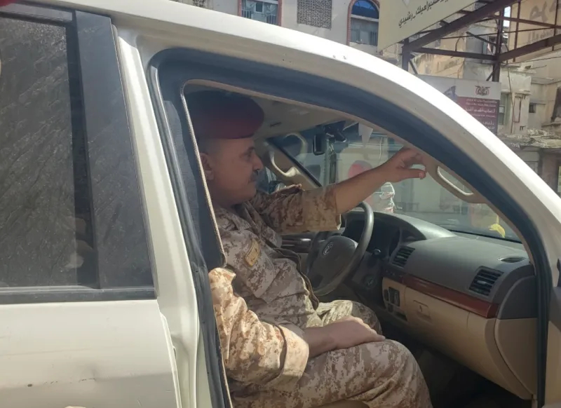 الإطاحة بأحد أخطر المطلوبين أمنيًا شقيق قائد محور تعز