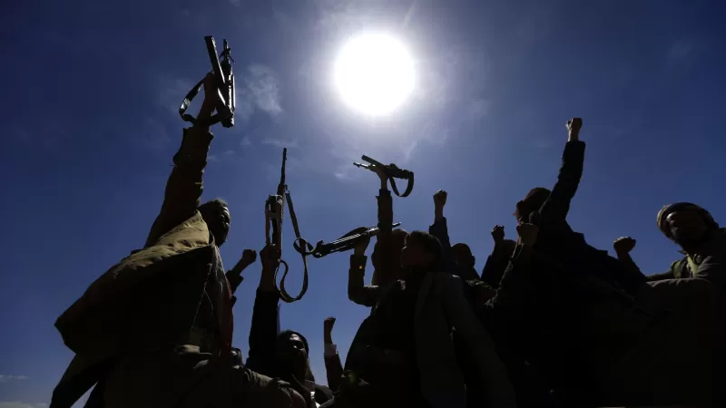 واشنطن وباريس تنددان بتهديد الحوثيين للسفن وشركات النفط