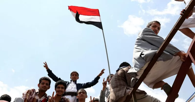 بعد يومين من تهديد الحوثي باستئناف الحرب.. المبعوث الأمريكي يصل إلى الخليج