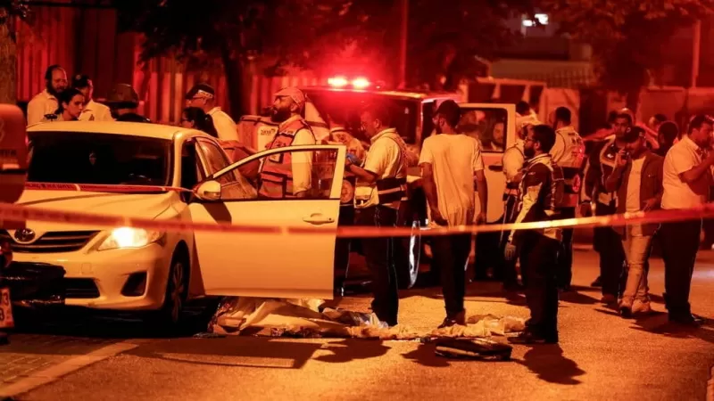 تصعيد جديد للعنف.. مقتل فلسطينيين وطعن شرطي إسرائيلي