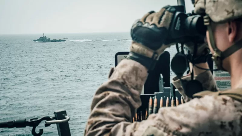 البحرية الأميركية تصادر شحنة مواد إيرانية متفجرة في طريقها للحوثيين