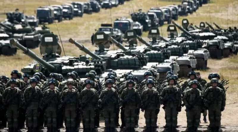 توتر متصاعد بالقرم.. الناتو: روسيا تحشد عسكرياً بحدود أوكرانيا