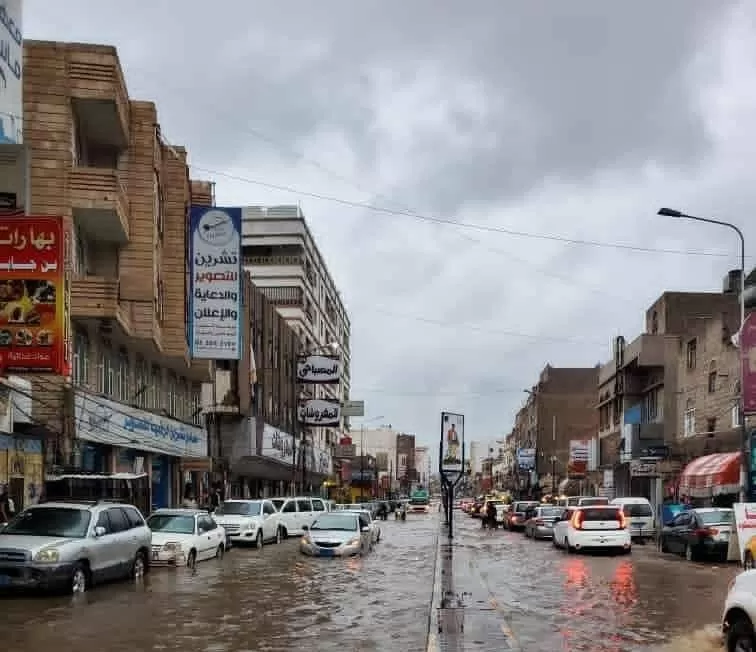 Old Sana'a.. Houthi looting of civil defense equipment exacerbates rain damage