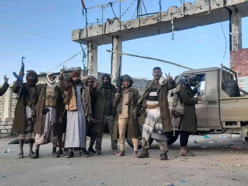 الزُبيدي يبارك انتصارات العمالقة: أبناء الجنوب حاجز الصد المتين ضد مليشيا الحوثي