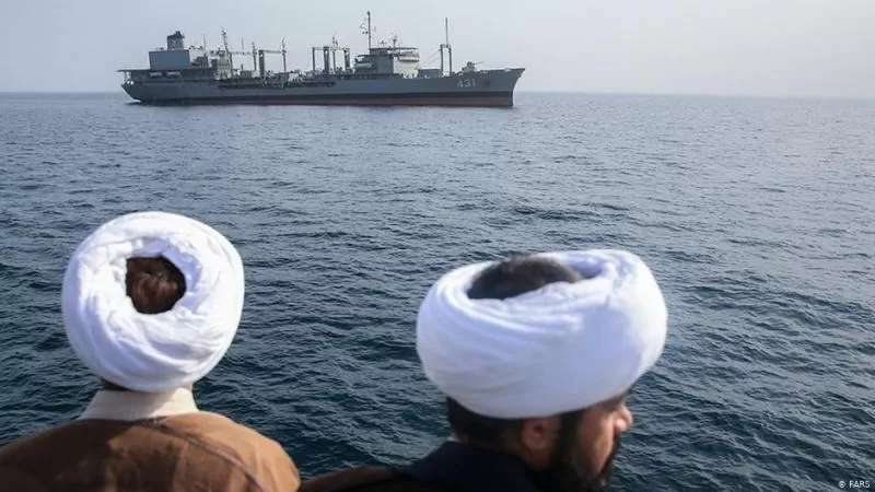 تفخيخ البحر الأحمر.. خطة إيرانية بأيدٍ حوثية لضرب الملاحة الدولية