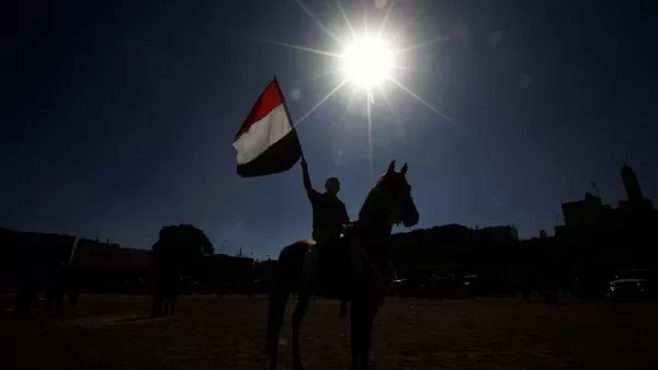 إعلامي يمني: المواقع والقنوات الإخبارية ذات التوجه الحزبي لا تراعي مصلحة الوطن