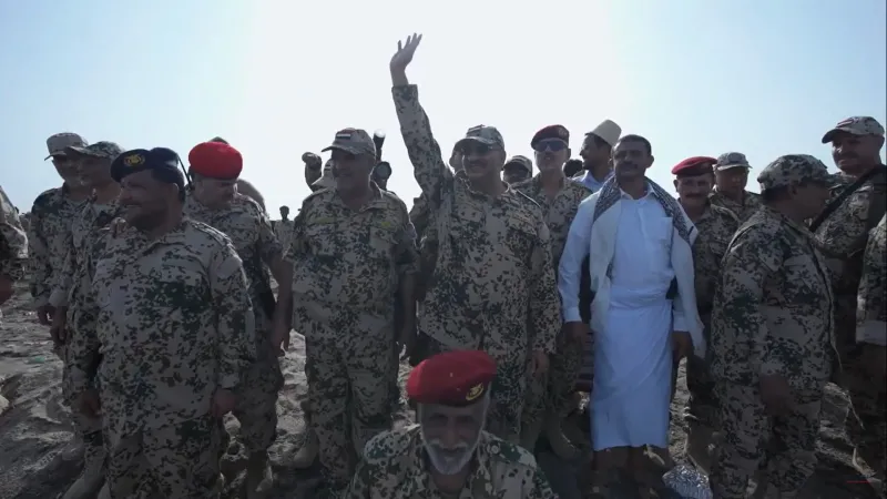 حذر من الخلافات الداخلية.. طارق صالح: التحرير من أدوات إيران يظل الهدف الأسمى