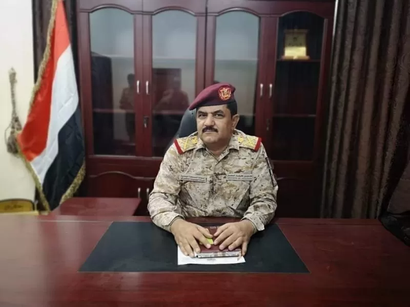 مقربون من وزير الدفاع ينفون امتلاكه أي حسابات على شبكات التواصل