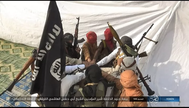 داعش في اليمن يبايع "أبو حفص القرشي" أميراً على التنظيم