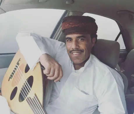 بعمر 49 عام.. رحيل مفاجئ لسفير الأغنية المهرية الفنان محمد مشعجل