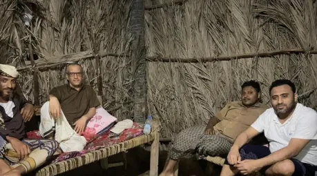 نبيل الصوفي في وداع إبراهيم المزجاجي: الحاضر الغائب الذي أقنعني أن الحياة بلا ألقاب أجمل