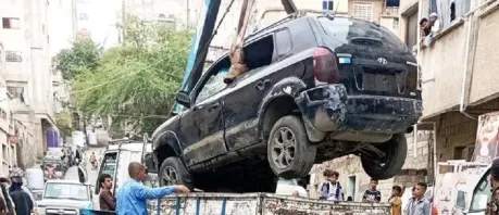 تعز.. اغتيال مدير أمن التعزية بعبوة ناسفة في سيارته