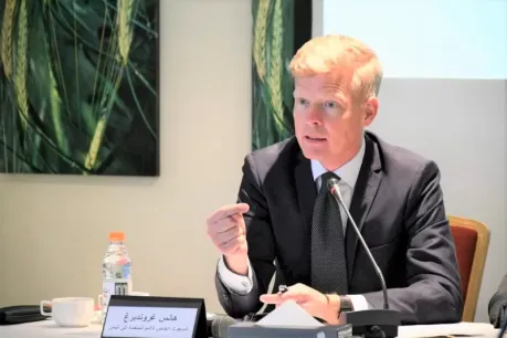 المبعوث الأممي يدعو للحوار وخفض التصعيد في حضرموت والمهرة