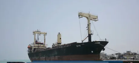 يستعد لاستقبال سفن متوسطة.. ميناء المخا يفتح أبوابه لتعزيز الحركة التجارية