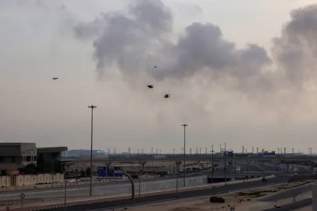 إيران توسع هجومها على دول الخليج.. أضرار للطاقة والاقتصاد وتهديد للاستقرار