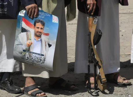 "البُلُكة" والجواسيس.. مسرحية حوثية تكشف أزمة الاختراق الإسرائيلي