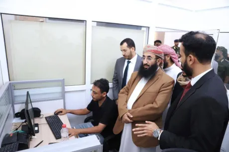 تدشين رقمي لخدمات الحج في اليمن وإصدار أول تأشيرة للموسم الجديد