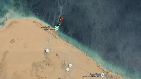 صفقة حوثية وراء إطلاق سراح طاقم سفينة باكستانية محتجزة في الحديدة