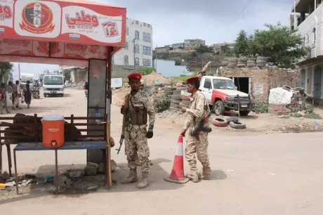 جبايات وسجون إخوان تعز تتحدى توجيهات الحكومة والرئاسي