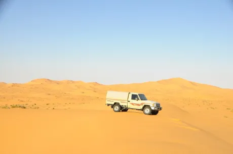 هجمات عسكرية ولتأمين تهريب المخدرات.. استراتيجية مزدوجة للحوثيين في صحراء الجوف