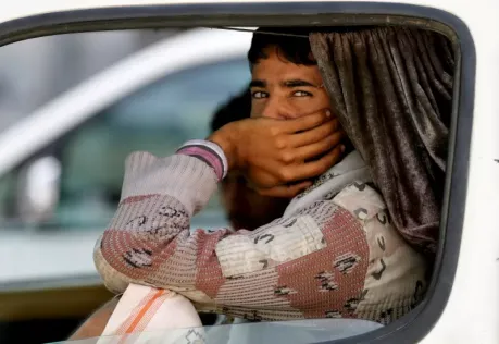 العليمي: استقرار اليمن  والمنطقة وتأمين الممرات البحرية مرهون بإنهاء الانقلاب