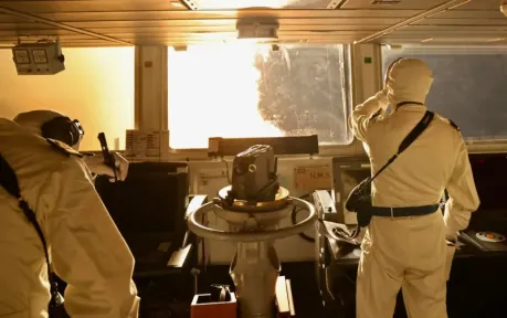 اليمن تطالب بريطانيا: نحتاج دورًا أقوى لوقف التسليح الإيراني للحوثيين