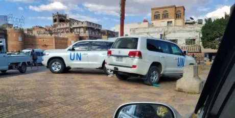 من العمل الإنساني إلى الصراع السياسي.. الأمم المتحدة يغيّرون قواعد اللعبة مع الحوثي