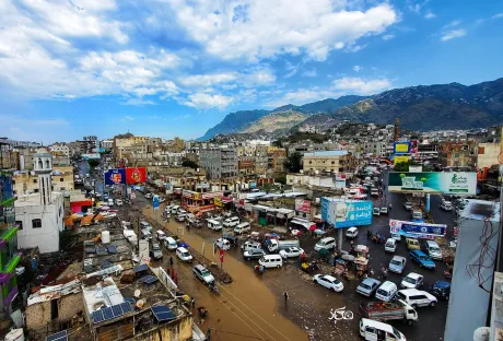 تخليداً لإرثه النضالي.. شارع رئيسي في تعز يحمل اسم علي سالم البيض