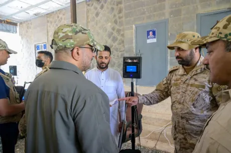 طارق صالح: الإصلاح الإداري والعسكري ضرورة لاستعادة مؤسسات الدولة