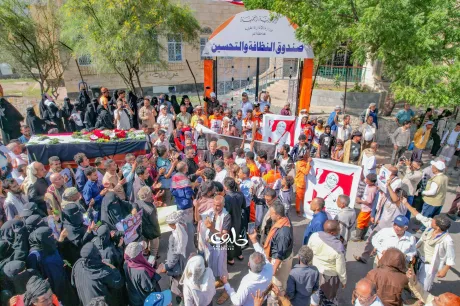 الفوضى الأمنية والفساد السياسي يرافقان تشييع أفتهان المشهري بتعز