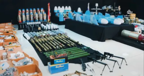 ضبط أكبر شحنة أسلحة للحوثي.. هلع طهران على آخر أوراقها بالمنطقة