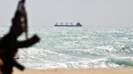 التصعيد في باب المندب.. تحدٍ مباشر للأمن البحري الدولي والاقتصاد العالمي