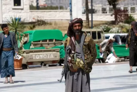 الحوثيون يشيعون 15 قتيلاً من صفوفهم وسط تكتم عن الخسائر